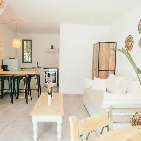 Exi Sea Side Suites Perissa  Buitenkant foto