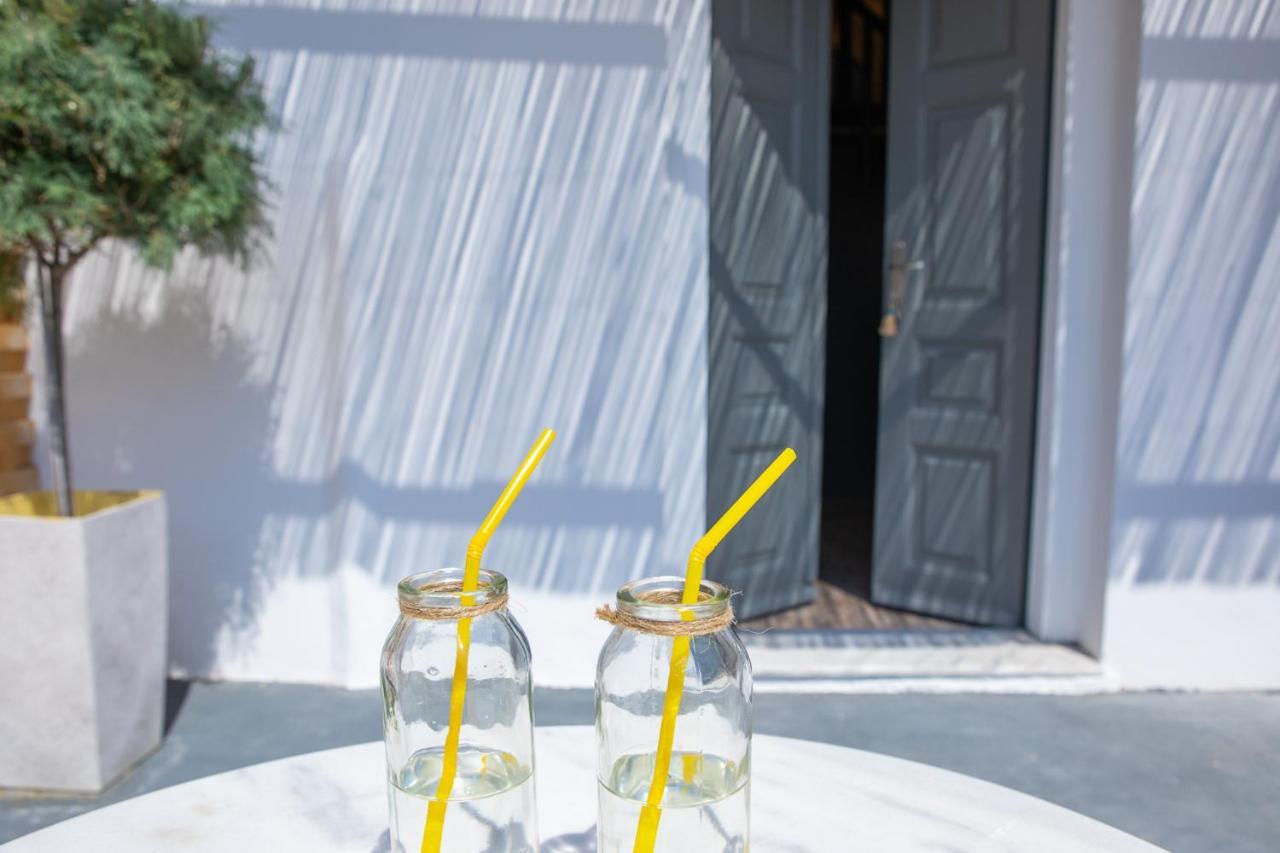 Exi Sea Side Aparthotel Perissa (Santorini)