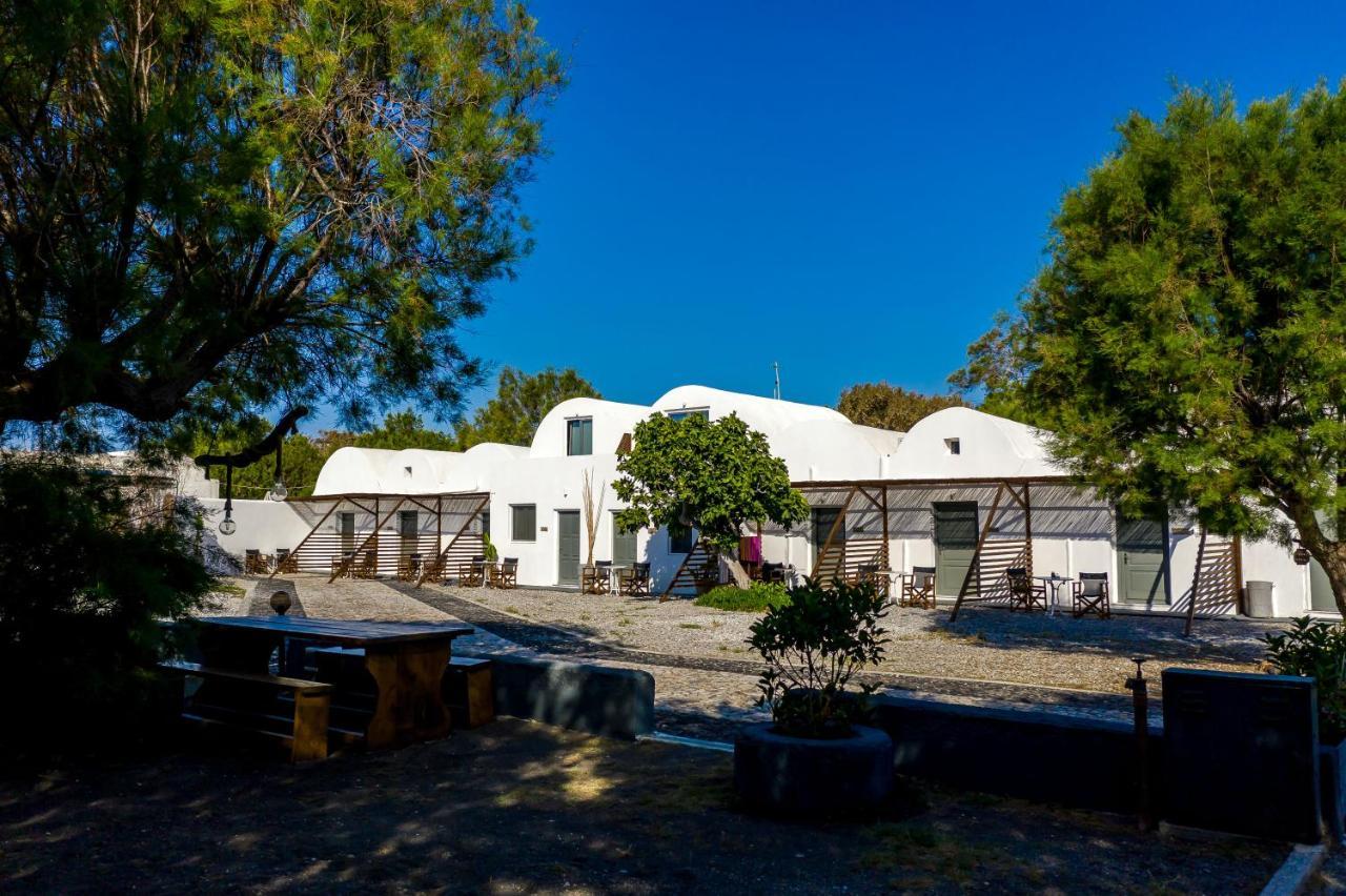 Exi Sea Side * Perissa (Santorini)